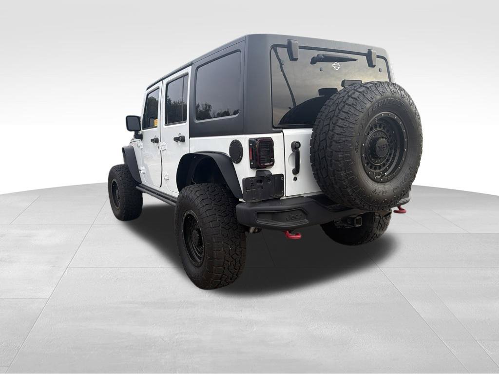 Used 2016 Jeep Wrangler Unlimited Rubicon AWD/4WD image 4
