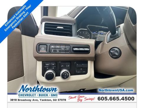 Used 2021 GMC Yukon Denali w/ Denali Premium Package AWD/4WD image 19