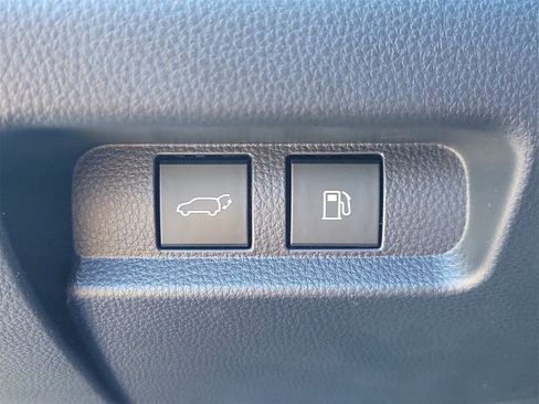 New 2026 Toyota Crown Signia image 33