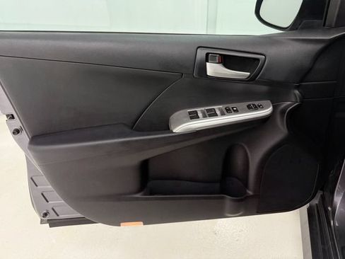 Used 2014 Toyota Camry SE FWD image 28