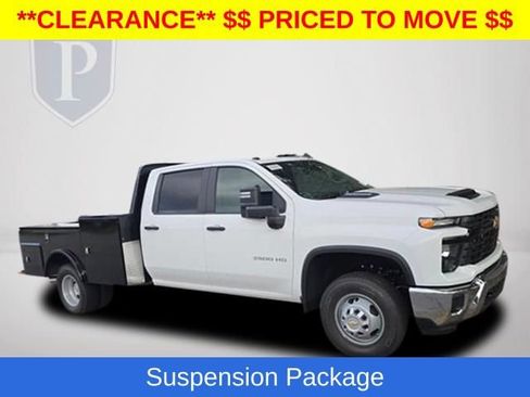 New 2026 Chevrolet Silverado 3500 W/T w/ WT Convenience Package AWD/4WD image 2