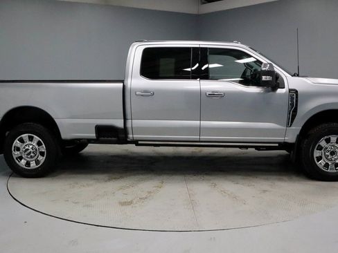 Certified 2024 Ford F250 Lariat w/ Lariat Ultimate Package image 13