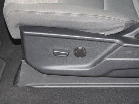 Used 2024 Ford F250 XLT image 24