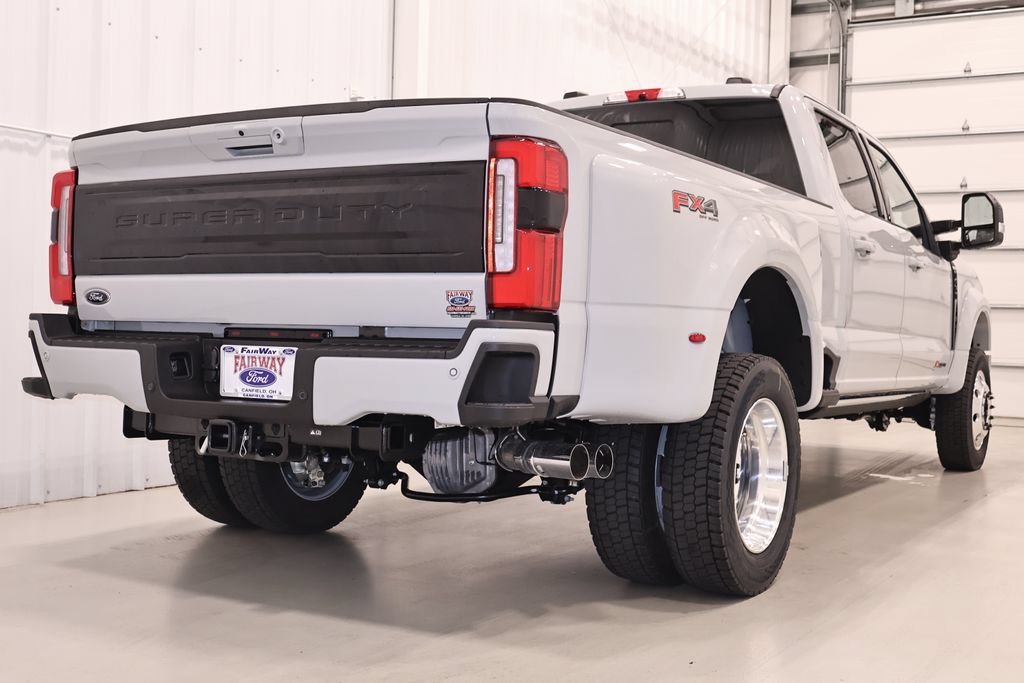 New 2026 Ford F450 Platinum w/ FX4 Off-Road Package AWD/4WD image 9