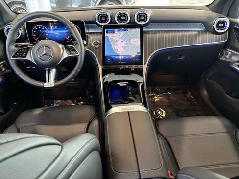 Certified 2025 Mercedes-Benz GLC 300 GLC 300 image 31