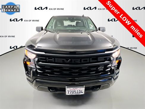 Used 2025 Chevrolet Silverado 1500 Custom w/ Turbomax Blackout Package image 2