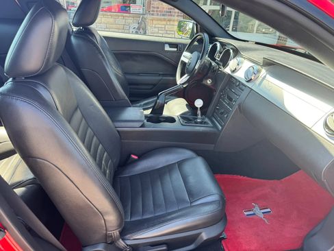 Used 2006 Ford Mustang GT Premium RWD image 51