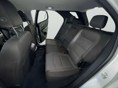 Used 2020 Chevrolet Equinox LT w/ Driver Convenience Package FWD image 10