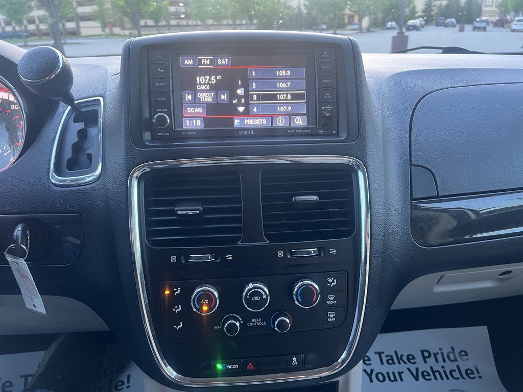 Used 2019 Dodge Grand Caravan SE w/ UConnect Hands-Free Group FWD image 20