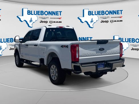 Used 2024 Ford F250 XLT AWD/4WD image 7