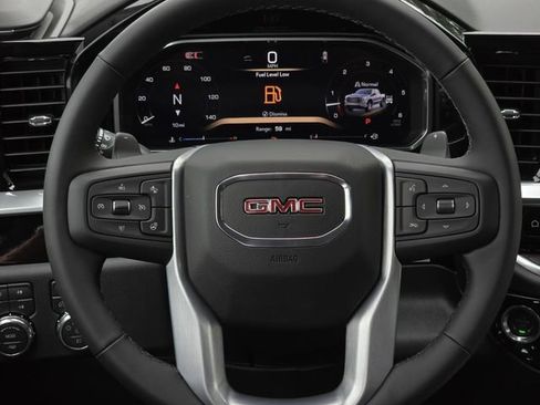 New 2026 GMC Sierra 1500 SLT image 15