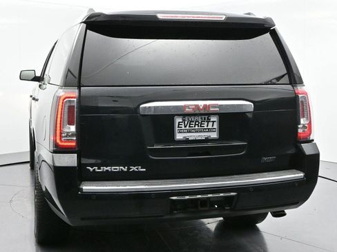 Used 2018 GMC Yukon XL Denali w/ Denali Ultimate Package AWD/4WD image 6