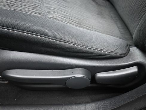 Used 2015 Nissan Sentra SV image 12