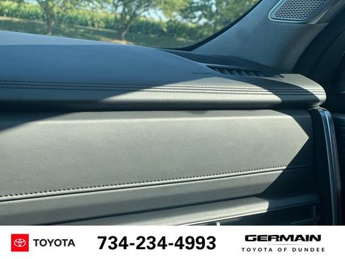 Used 2024 Hyundai Santa Fe Limited FWD image 28