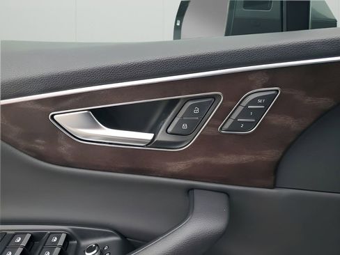 Used 2020 Audi Q7 3.0T Prestige image 27