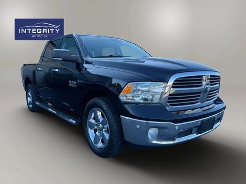 Used 2017 RAM 1500 Big Horn AWD/4WD image 2