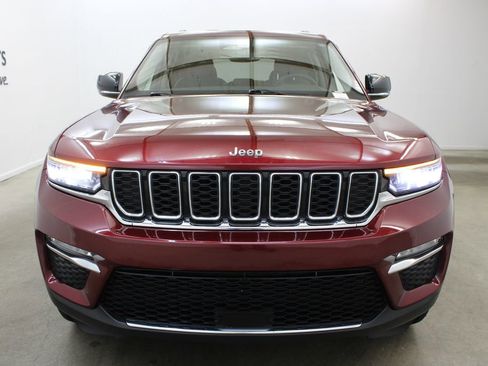 Used 2023 Jeep Grand Cherokee Limited w/ Trailer Tow Prep Group (B) AWD/4WD image 7