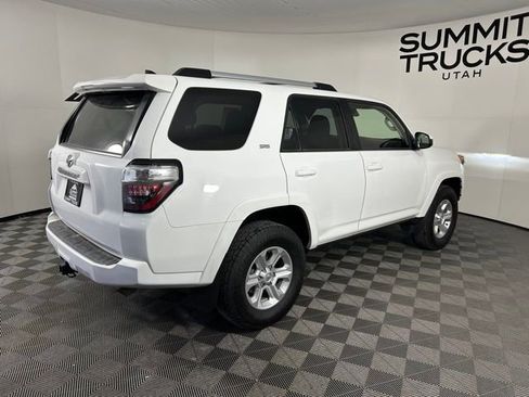 Used 2021 Toyota 4Runner SR5 AWD/4WD image 4