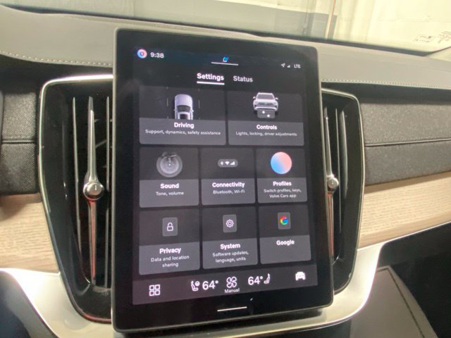 Certified 2026 Volvo XC90 B5 Plus AWD/4WD image 23