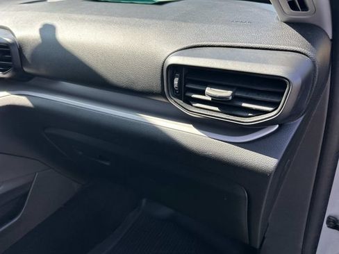 Certified 2023 Ford Explorer XLT AWD/4WD image 30