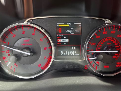 Used 2015 Subaru WRX STI Launch Edition image 7