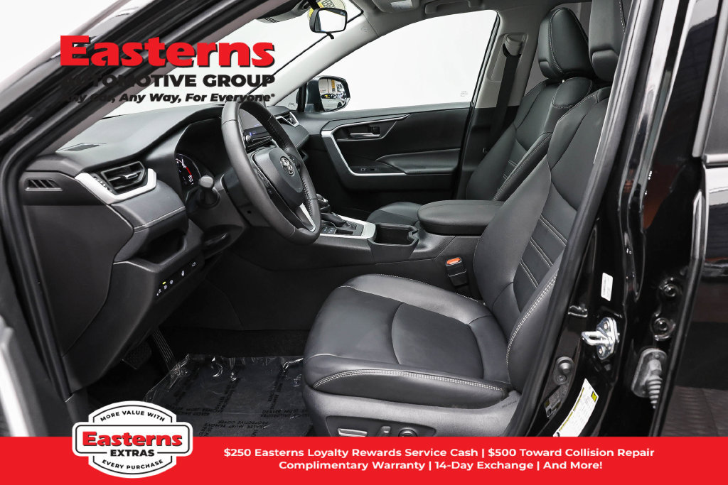 Used 2025 Toyota RAV4 XLE Premium w/ Weather Package AWD/4WD image 15