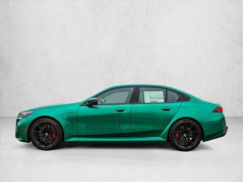 New 2026 BMW M5 image 8