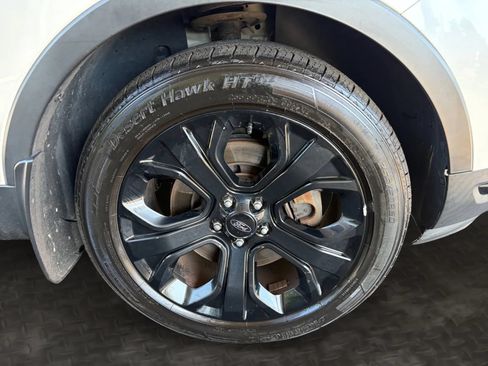 Used 2019 Ford Explorer Sport AWD/4WD image 40