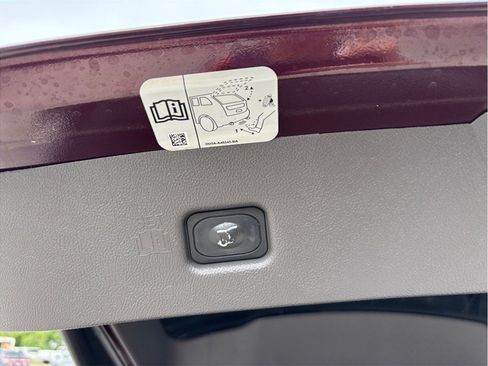 Used 2019 Lincoln Nautilus Select FWD image 49