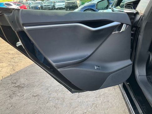 Used 2017 Tesla Model S 75 image 32