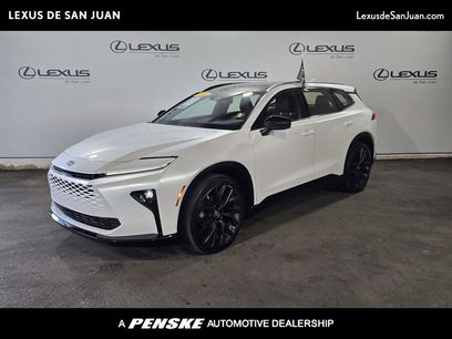 Used 2025 Toyota Crown Signia XLE