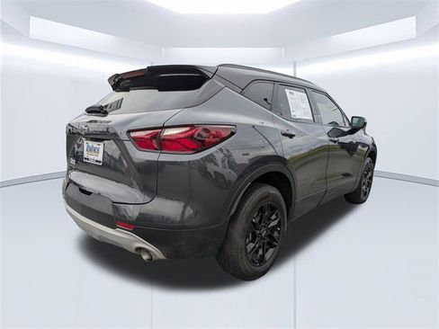 Used 2022 Chevrolet Blazer LT w/ Sound & Technology Package image 6