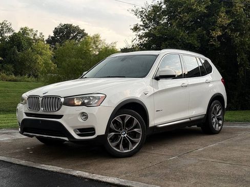 Used 2015 BMW X3 xDrive28i AWD/4WD image 1