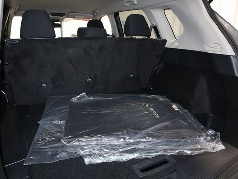 Certified 2023 Nissan Rogue SV image 20