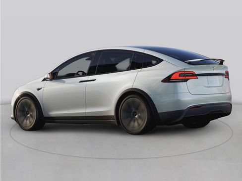 Used 2021 Tesla Model X Long Range AWD/4WD image 1