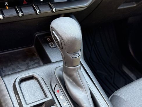 Used 2023 Chevrolet Colorado W/T image 13