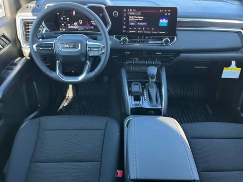 New 2026 GMC Canyon Elevation image 16