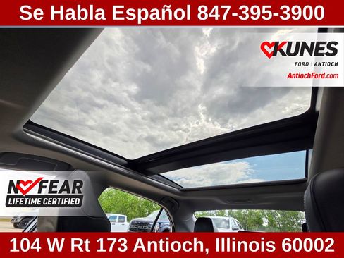 Used 2021 Toyota Camry XSE w/ Navigation Package FWD image 40