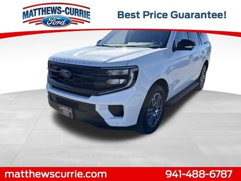 Certified 2025 Ford Expedition Active image 7