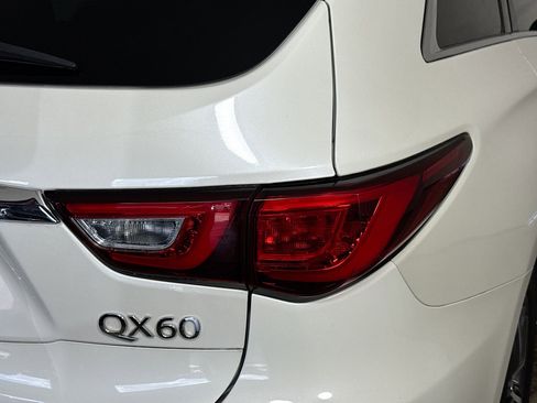 Used 2018 INFINITI QX60 AWD w/ Premium Plus Package image 32