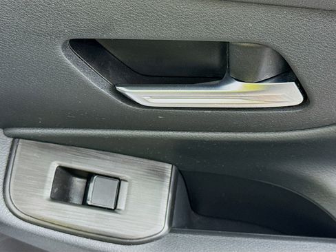 Used 2026 Nissan Sentra SR w/ Floor Mat Package FWD image 30