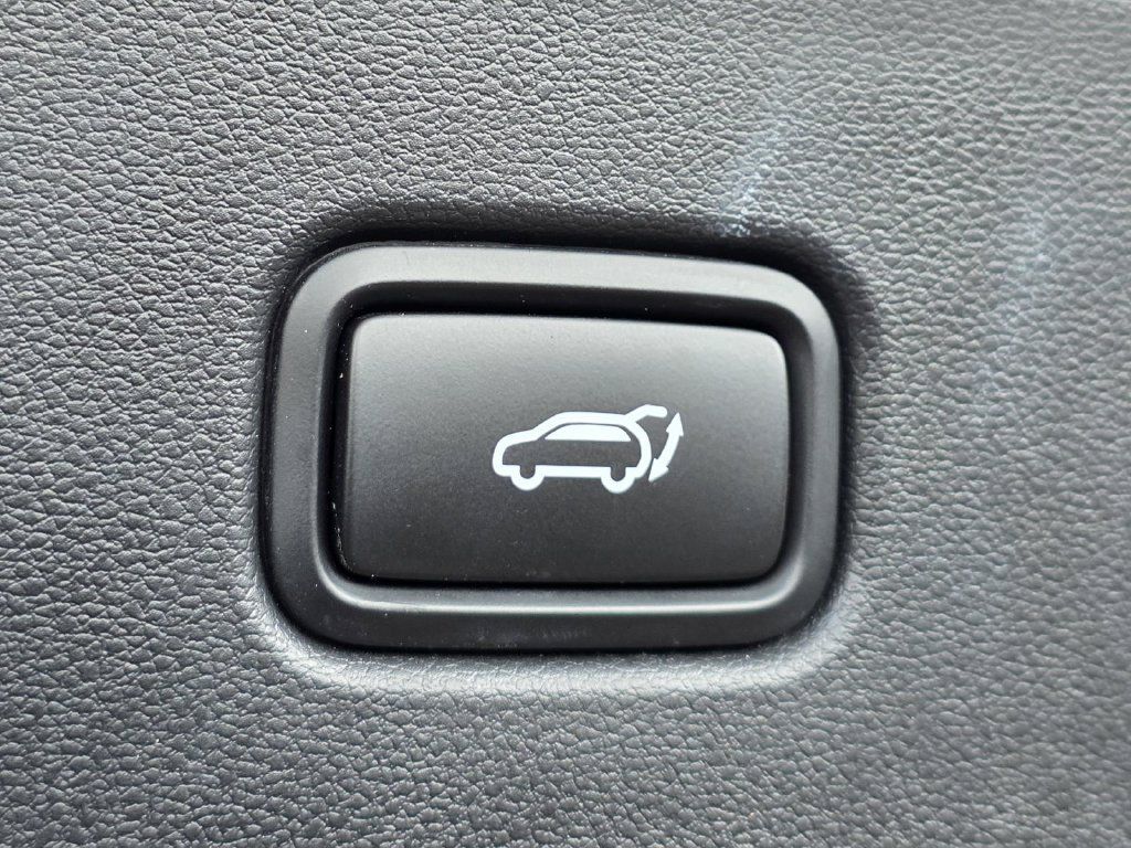 Used 2025 Hyundai Tucson SEL FWD image 9