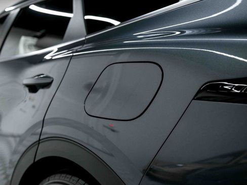 Used 2025 Kia Sportage EX w/ Premium Package image 27