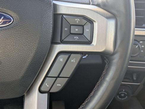 Used 2022 Ford F350 Platinum w/ FX4 Off-Road Package image 20