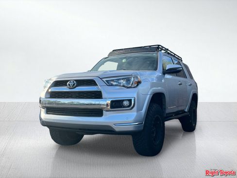 Used 2015 Toyota 4Runner Limited AWD/4WD image 2