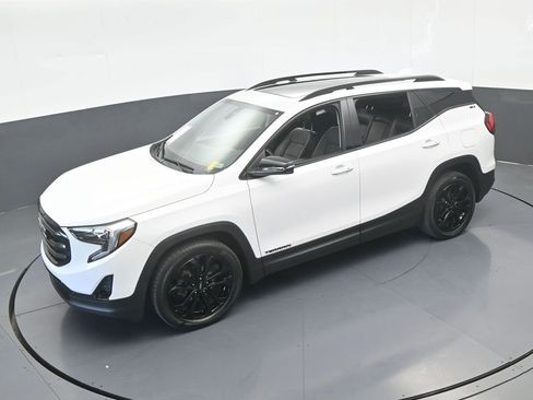 Used 2021 GMC Terrain SLT w/ Elevation Edition image 52