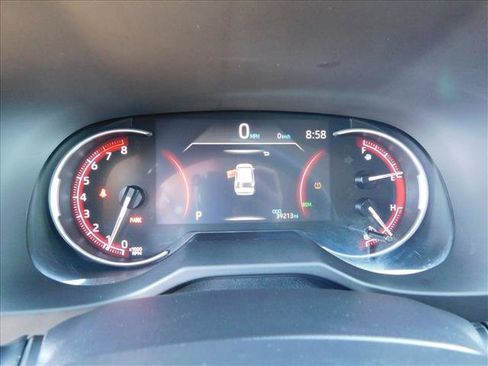 Used 2025 Toyota RAV4 XLE FWD image 17