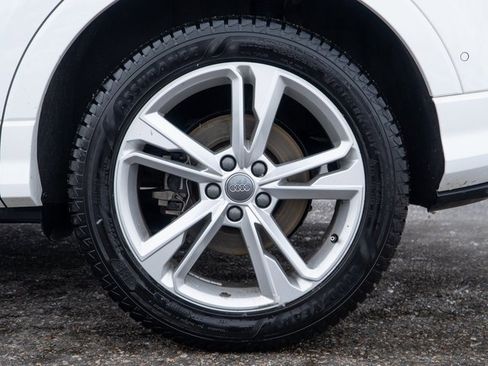 Used 2020 Audi Q3 2.0T Prestige w/ Prestige Package image 13