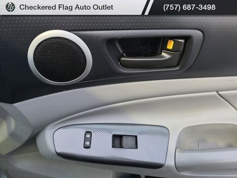 Used 2013 Toyota Tacoma PreRunner image 42