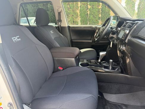 Used 2019 Toyota 4Runner 4WD image 28